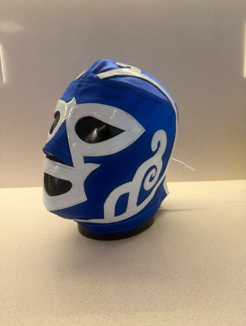 Huracán Ramírez Pro-Grade Mask